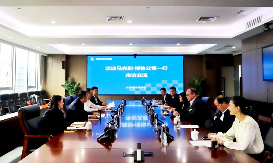 1746498086621761.jpg 1.jpg